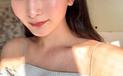 人妻送娃上课后穿情趣内衣